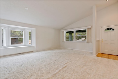 2627 NW Rainbow Ridge Dr, Bend, OR 97701 - photo 3