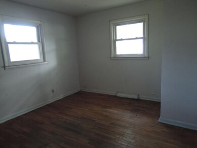 1525 Colgrove