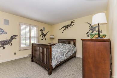 8804 W Tulip Tree Dr, Muncie, IN 47304 - photo 4