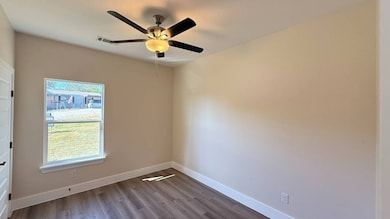 2615 Creekview Dr, Granbury, TX 76048 - photo 7