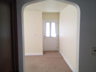 1626 W 34th St, Davenport, IA 52806 - photo 6