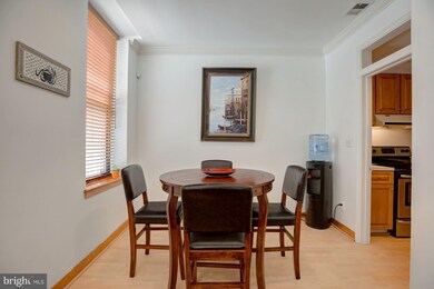 3 Washington Cir NW unit 102, Washington, DC 20037 - photo 7