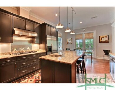 Kitchen. Gourmet Kitchen with 6 burner gas cook to
