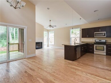 25 Meeting St unit 11, Asheville, NC 28803 - photo 5