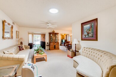 10001 W Kelso Dr, Sun City, AZ 85351 - photo 6