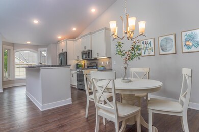 120 Round Hill Rd unit 18, Kalamazoo, MI 49009 - photo 7