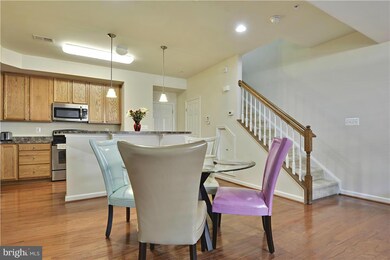 908 Hall Station Dr unit 100, Bowie, MD 20721 - photo 5