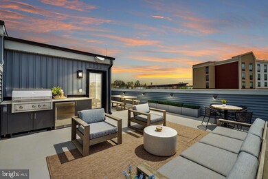 339 Horseshoe Trail unit 16E, Newtown Square, PA 19073 - photo 2