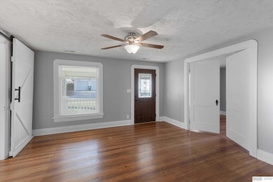 160 Cedar St, Springfield, NE 68059 - photo 4