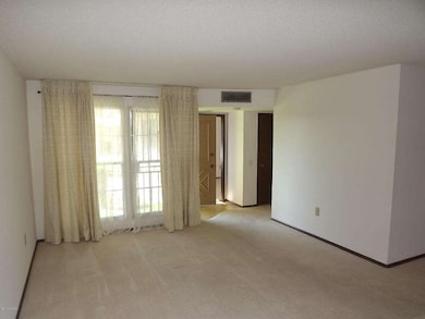 17015 N Pinion Ln, Sun City, AZ 85373 - photo 6