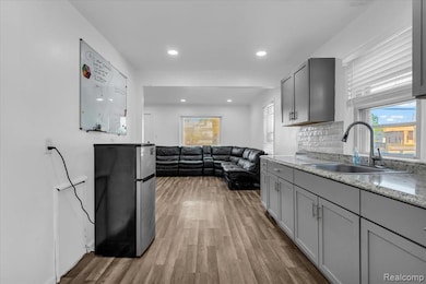 6837 Middlebelt Rd, Romulus, MI 48174 - photo 4