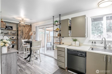 5611 104th St E, Puyallup, WA 98373 - photo 7