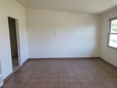 2401 Telles Ave, Alamogordo, NM 88310 - photo 3