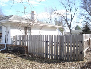 House-fence-West  JPG