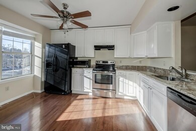 1978 Winslow Ct, Woodbridge, VA 22191 - photo 2