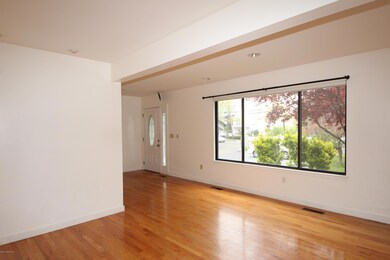 18 River Rd, Cos Cob, CT 06807 - photo 3