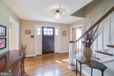 903 Brookmont Cir, Malvern, PA 19355 - photo 5