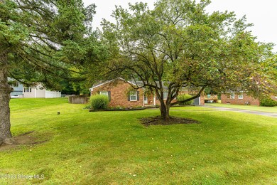 26 Brian Ct, Troy, NY 12182 - photo 6