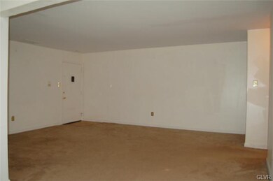 1580 Alta Dr unit C4, Whitehall, PA 18052 - photo 6