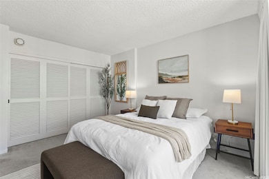 Aloha Towers unit WA2505, Honolulu, HI 96815 - photo 6