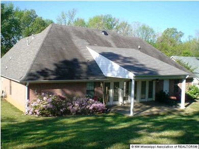 1130 Green T Lake W, Hernando, MS 38632 - photo 6