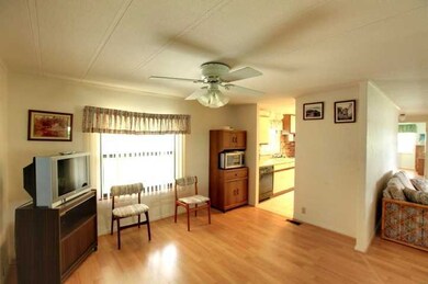 930 Cypress St, Sebastian, FL 32976 - photo 3