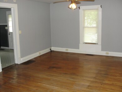 1106 Buffalo St, Johnson City, TN 37604 - photo 6