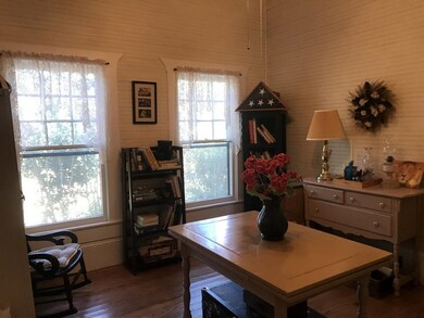 411 S Massey St, Barwick, GA 31720 - photo 4