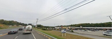 10-32 S Roberts Rd, Highland, NY 12528 - photo 3