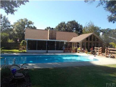 The back is as stunning as the front!