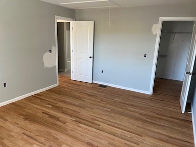 17 W Shore Rd, Holbrook, MA 02343 - photo 5