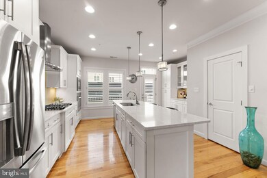 1137 S Monroe St, Arlington, VA 22204 - photo 2