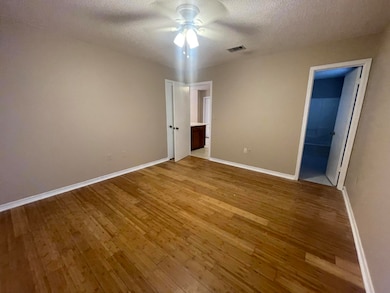 421 Juniper Dr, Crestview, FL 32536 - photo 6