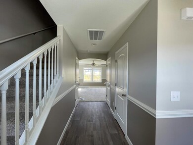 694 Spartan Commodor Ln, Inman, SC 29349 - photo 2