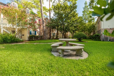 869 Wax Myrtle Ln unit A, Houston, TX 77079 - photo 3