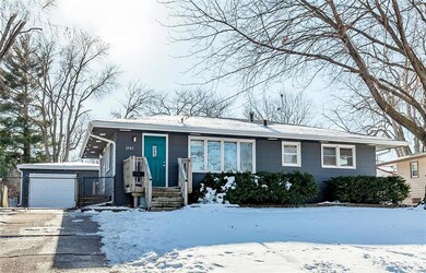 2583 E Tiffin Ave, Des Moines, IA 50317 - photo 2