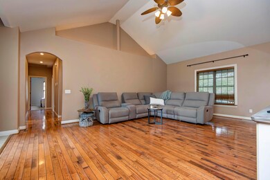 710 N Cascades Dr, Nixa, MO 65714 - photo 6