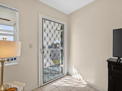 650 Horizons E unit 302, Boynton Beach, FL 33435 - photo 6