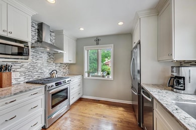 848 S Mitchell Ave, Elmhurst, IL 60126 - photo 5