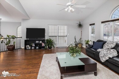 05-Living Room_DMD_0812