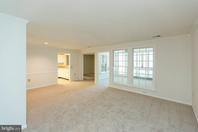 10703 Kings Riding Way unit T2, Rockville, MD 20852 - photo 6