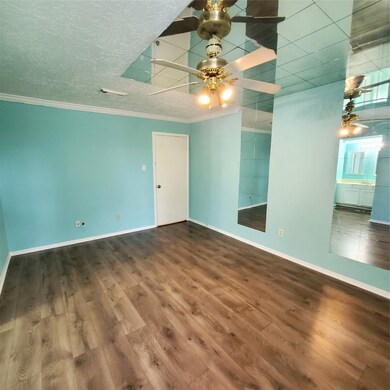 10407 Sageforest Dr, Houston, TX 77089 - photo 7