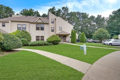 310 Owls Nest Ct, Jackson, NJ 08527 - photo 2