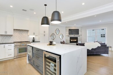 255 Bruce Park Ave unit C, Greenwich, CT 06830 - photo 5