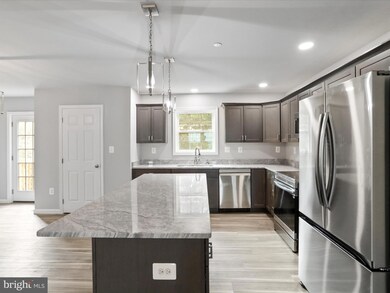 13 Taliaferro St, Hancock, MD 21750 - photo 5