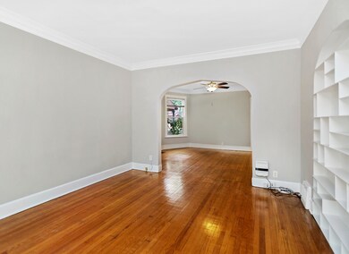 4818 N Hamilton Ave, Chicago, IL 60625 - photo 4
