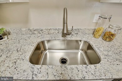 8605 Village Way unit F, Alexandria, VA 22309 - photo 6