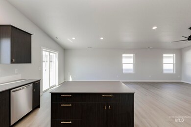 869 N Aleppo Way, Meridian, ID 83642 - photo 5