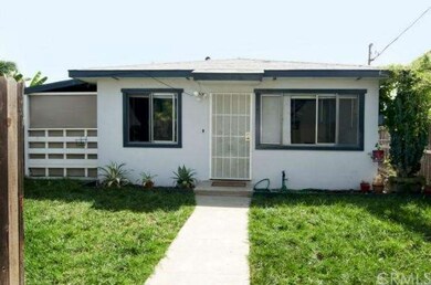 Back 1 br, 1ba unit