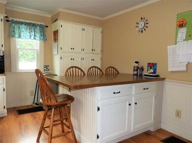 57 Lancaster St, Franklin, NH 03235 - photo 7